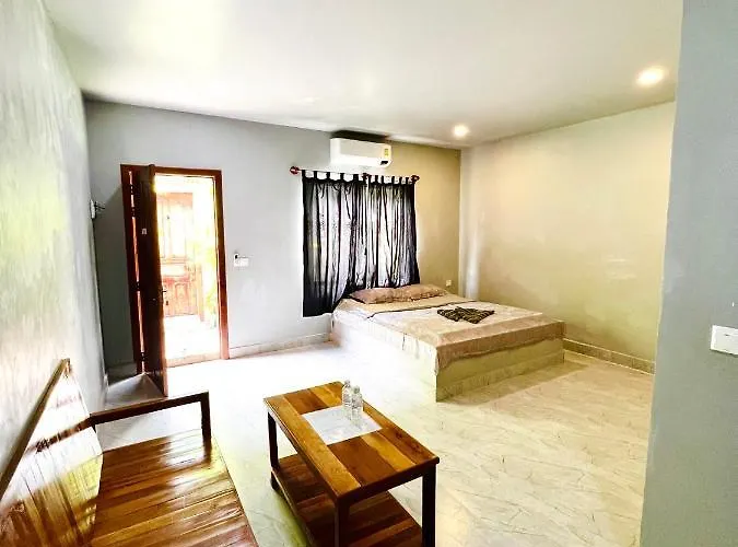 Angkor Piseth * Siem Reap